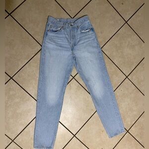 Levi's Classic Light Blue Jeans